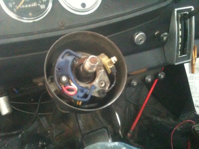 05 steering wheel removed.jpg