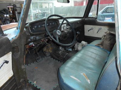 66D200cab.JPG