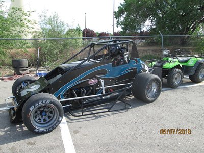 son's sprint car