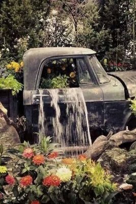 Power wagon fountain