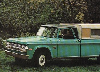 1970dodge_motorhome_10.jpg