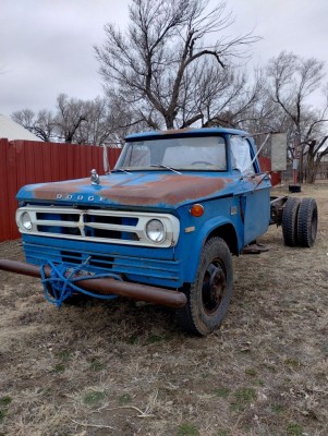 70 dodge d500-2.jpg