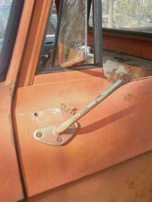 Non-swept 3 hole mirrors