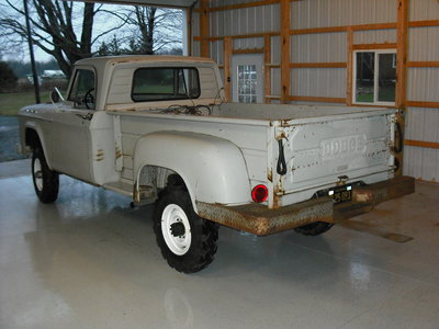 Utiline With Original Left Rear Fender