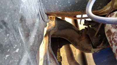 68 W200 Bell crossmember