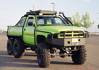 I think this would have been a pretty kick A$$ Autobot!Better than that over sized Durasux POS