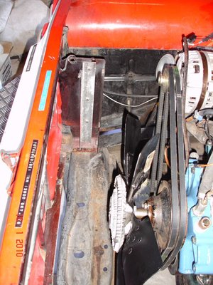 For everybody who'll shift the radiator one inch to the front - just an idea - but it works